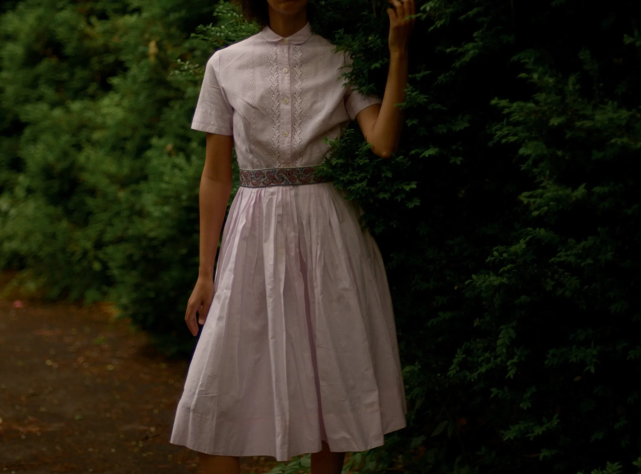 1950s swiss cotton fit and flare dress with embroidered cutwork on bodice // 25" waist, small