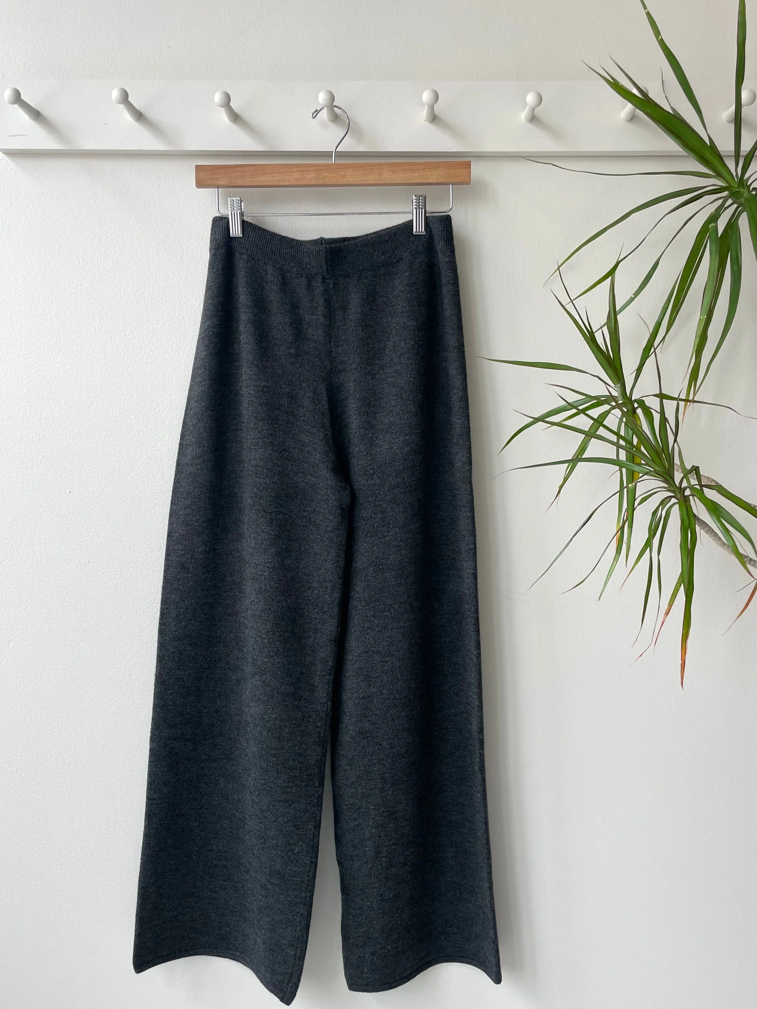 Charcoal Knit Cozy Pant