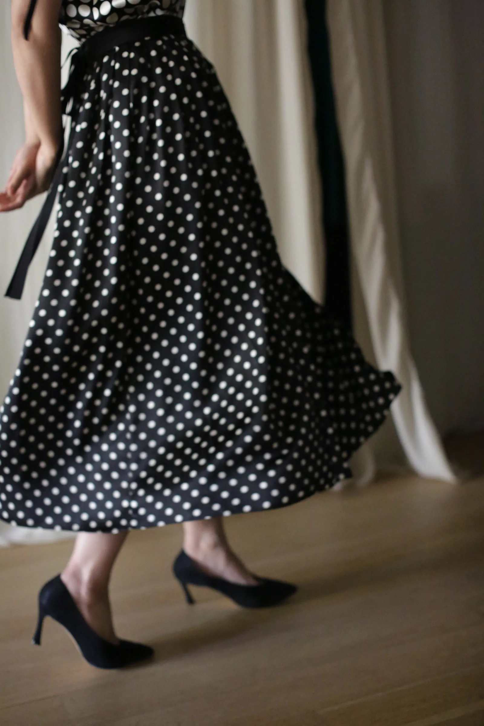 Charmeuse Pleated Wrap Skirt | B/W Polkadot