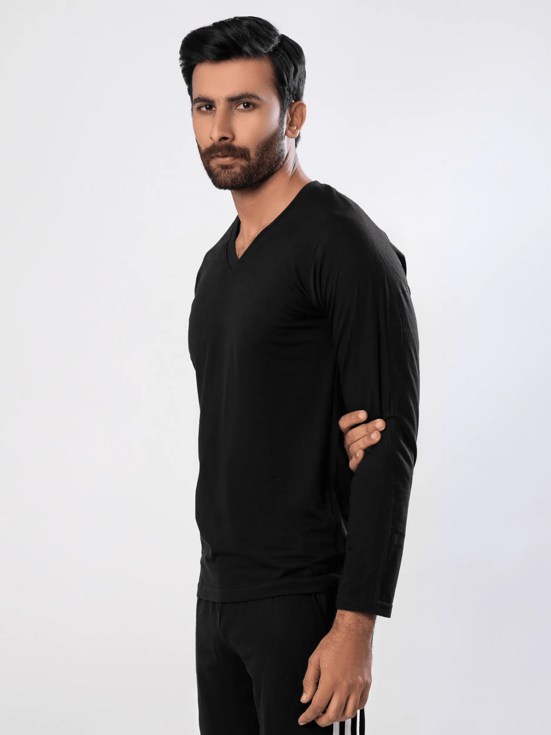 Men's Essential V Neck (Full Sleeves)