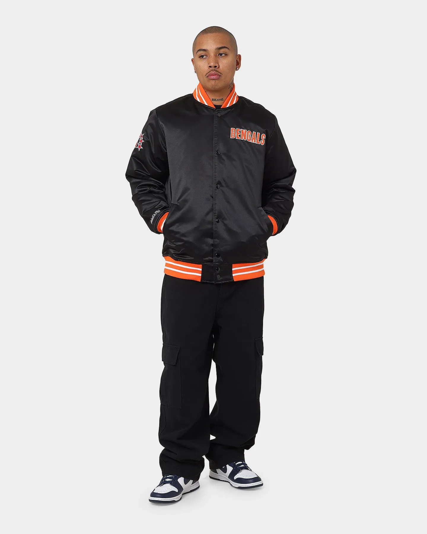 Mitchell & Ness Cincinatti Bengals Heavyweight Satin Jacket Black