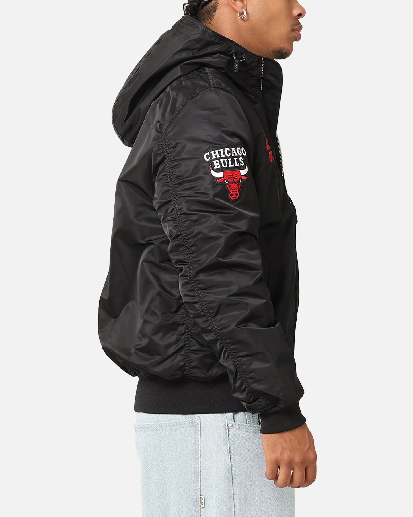 New Era Chicago Bulls Alpha Industries L-2B Hooded Bomber Jacket Black