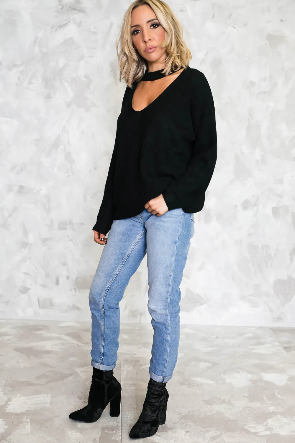 No Return Cutout Sweater - Black