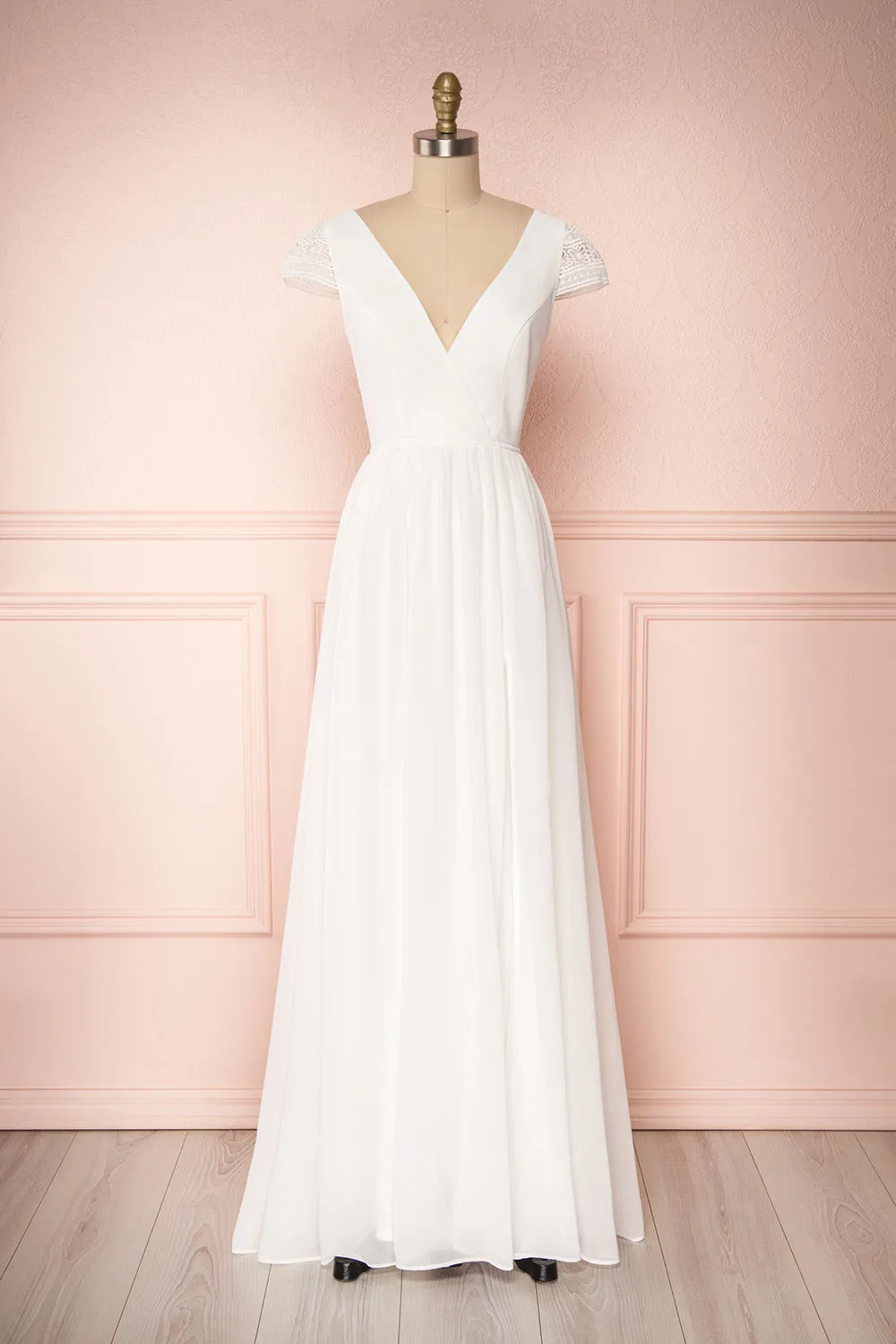 Senji Ivory | Backless Chiffon & Lace Gown