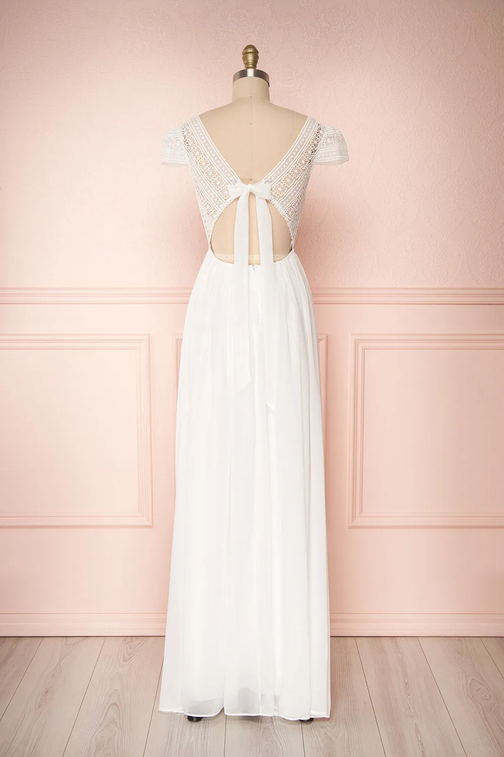 Senji Ivory | Backless Chiffon & Lace Gown