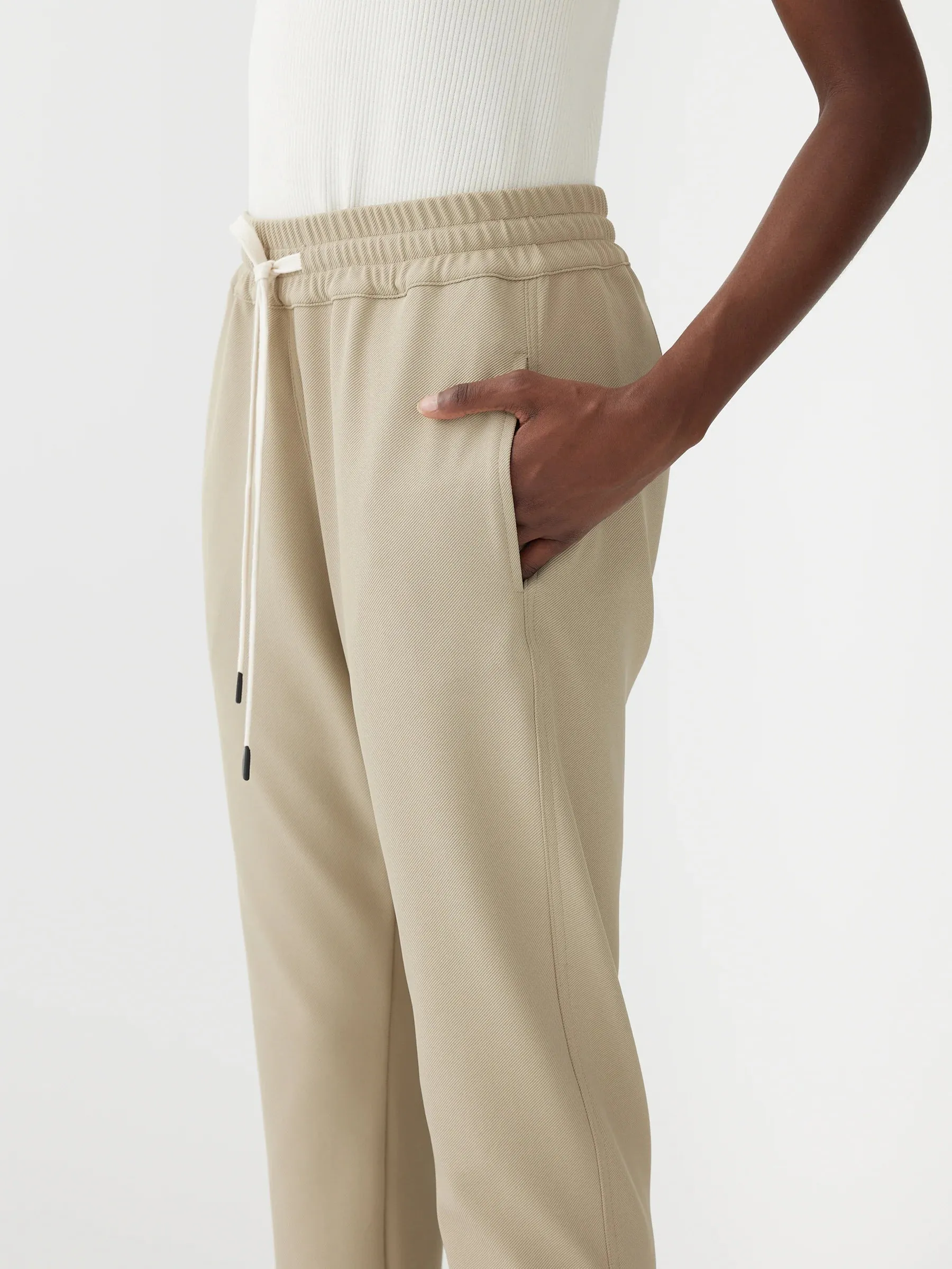 STRETCH TWILL TAPERED PANT - LIGHT TAN