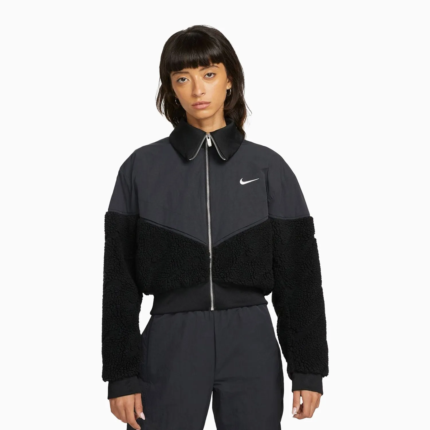 Women's Sportswear Icon Clash Outfit