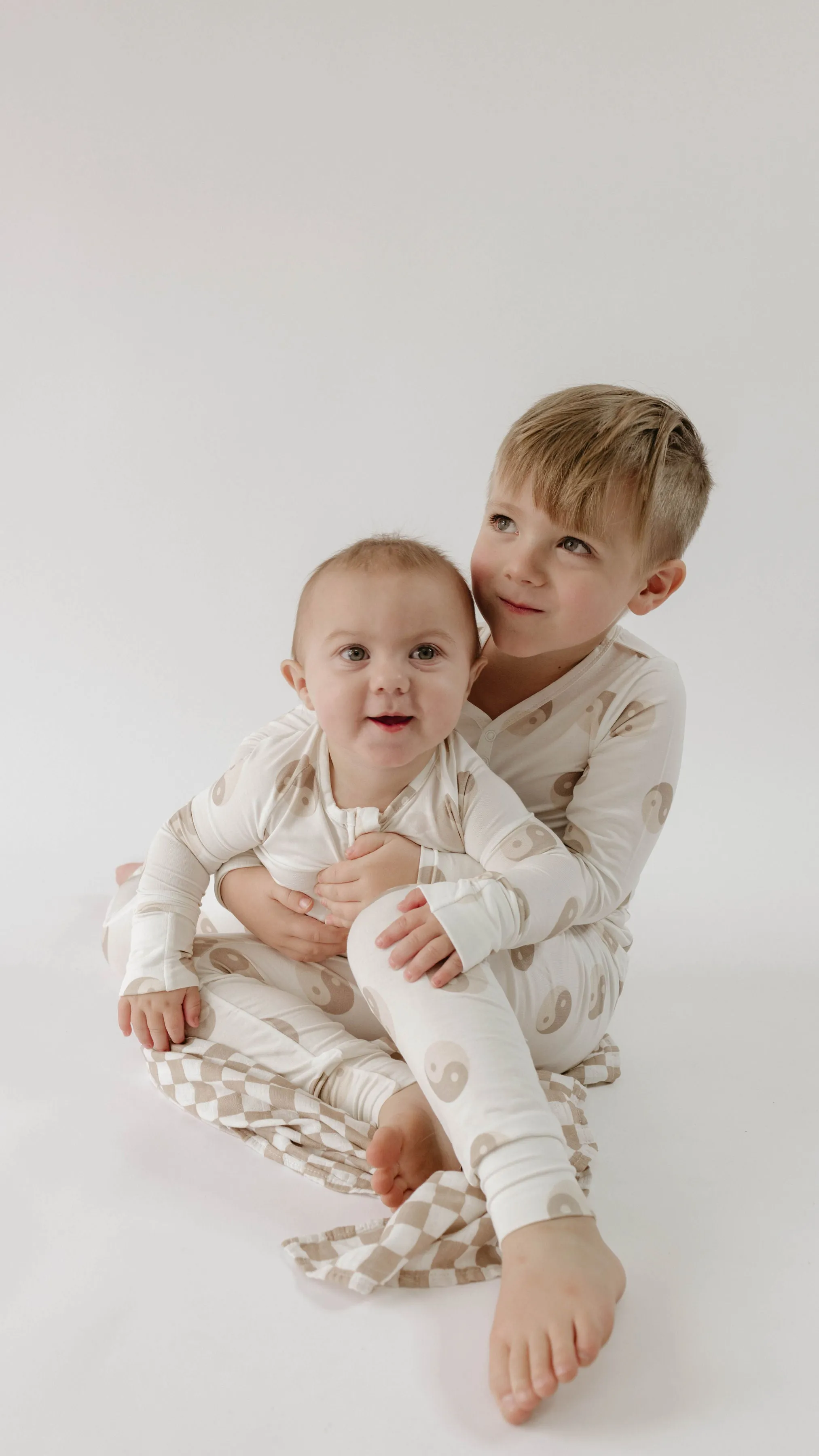 Yin Yang Tan and White | Bamboo Two Piece Pajamas